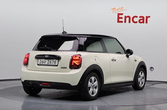 Mini Cooper Standard Third Generation — пробег 37 515 км — фото 2 из 5