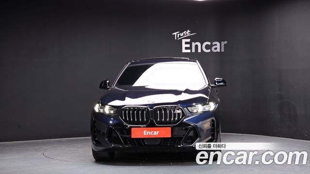 BMW X6 xDrive40i M Sport — пробег 8 023 км — фото 3 из 5