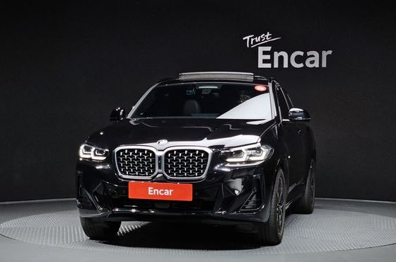 BMW X4 xDrive20i M Sport — пробег 32 627 км — фото 3 из 5