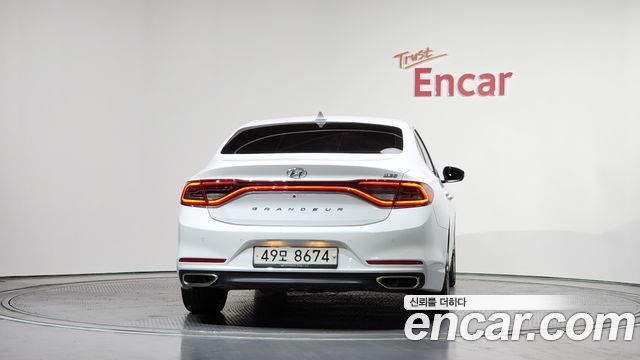 Hyundai Grandeur из Кореи Encar