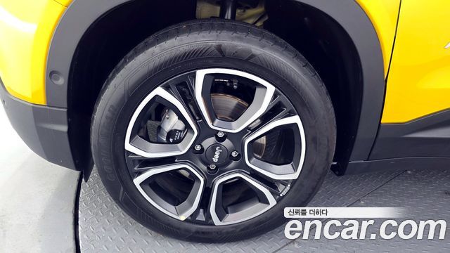 Jeep Avenger из Кореи Encar