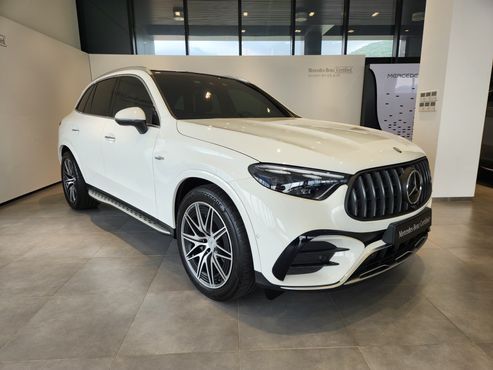 Mercedes-Benz GLC-Class AMG GLC43 4MATIC — пробег 10 865 км — фото 2 из 5