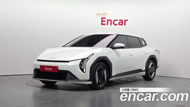 Kia EV4 из Кореи Encar