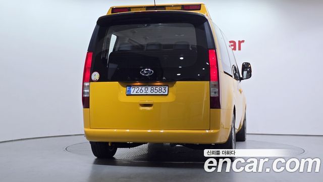 Hyundai Staria из Кореи Encar