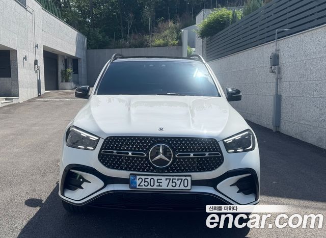Mercedes-Benz GLE-Class GLE450 4MATIC AMG Line — пробег 5 800 км — фото 3 из 5