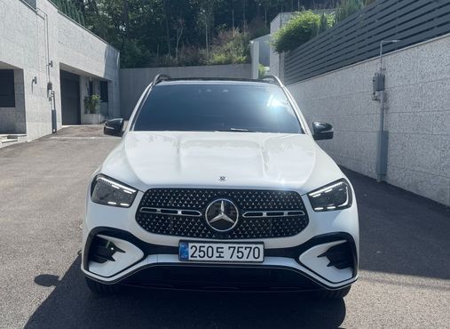 Mercedes-Benz GLE-Class GLE450 4MATIC AMG Line — пробег 5 800 км — фото 3 из 5