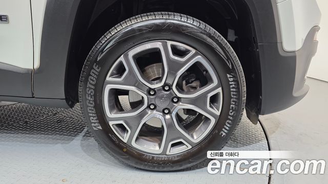 Jeep Renegade 2.0 Diesel Limited AWD — пробег 47 656 км — фото 5 из 5