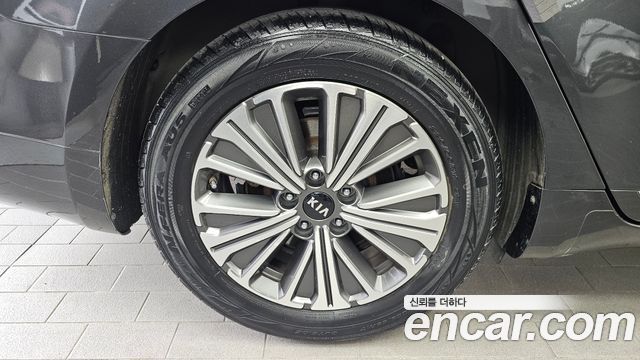 Kia K7 из Кореи Encar