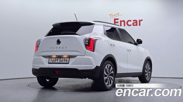 Ssangyong TIBOLI из Кореи Encar