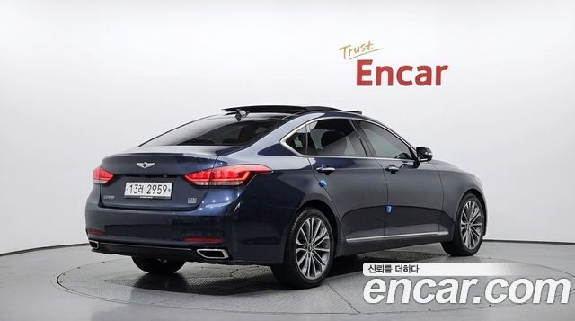 Hyundai Genesis из Кореи Encar