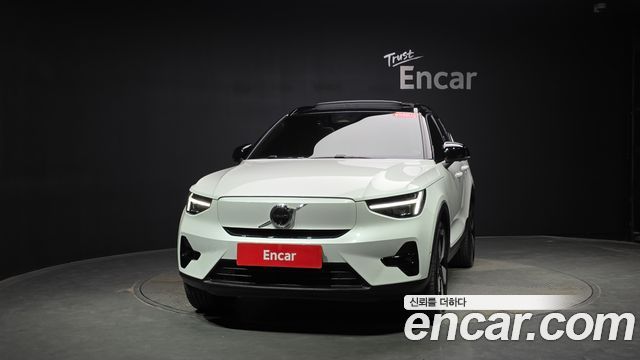 Volvo XC40 Twin Ultimate — пробег 15 137 км — фото 3 из 5