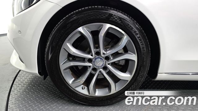 Mercedes-Benz C-Class из Кореи Encar