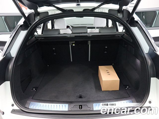 Land Rover Range Rover Velar из Кореи Encar