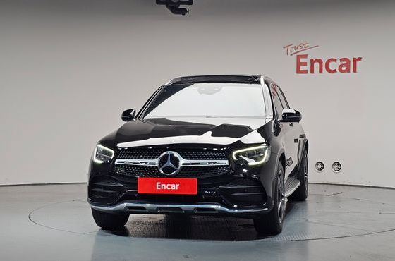 Mercedes-Benz GLC-Class GLC300 4MATIC Premium — пробег 55 921 км — фото 3 из 5