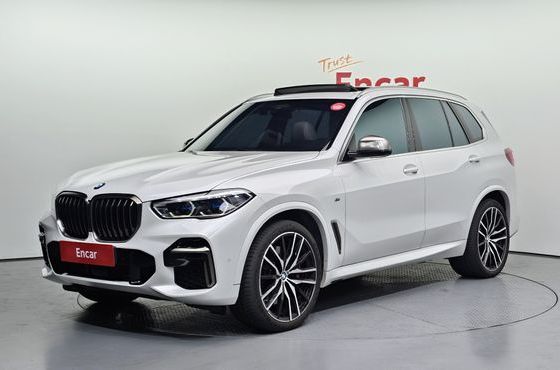 BMW X5 M50i — пробег 60 201 км — фото 1 из 5