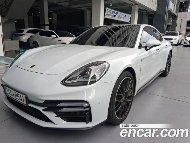 Porsche Panamera 2.9 AWD Platinum Edition — пробег 38 500 км — фото 1 из 5