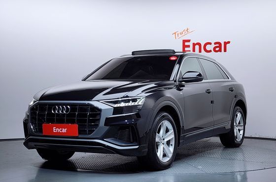 Audi Q8 45 TDI Quattro Premium — пробег 69 684 км — фото 1 из 5