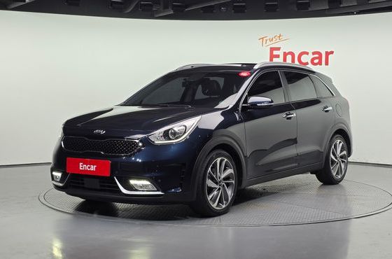Kia Niro Noblesse — пробег 135 003 км — фото 1 из 5
