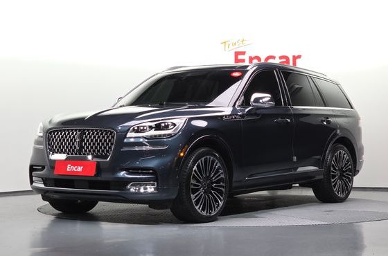 Lincoln Aviator 3.0 Black Label AWD — пробег 16 751 км — фото 1 из 5