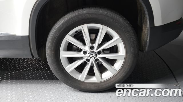 Volkswagen Tiguan из Кореи Encar