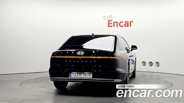 Hyundai Grandeur из Кореи Encar