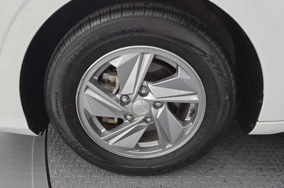 Hyundai AVANTE 1.6 Smart — пробег 47 673 км — фото 5 из 5