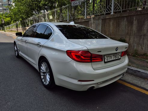 BMW 5-Series 530i xDrive Luxury Plus — пробег 120 400 км — фото 5 из 5