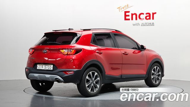 Kia Stonic из Кореи Encar