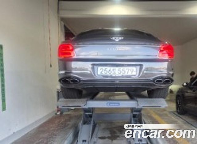 Bentley Flying Spur из Кореи Encar