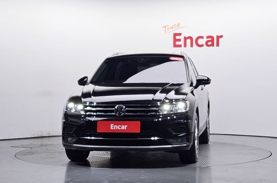 Volkswagen Tiguan 2.0 TDI Premium — пробег 48 821 км — фото 3 из 5