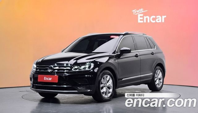 Volkswagen Tiguan 2.0 TDI Premium — пробег 48 821 км — фото 1 из 5