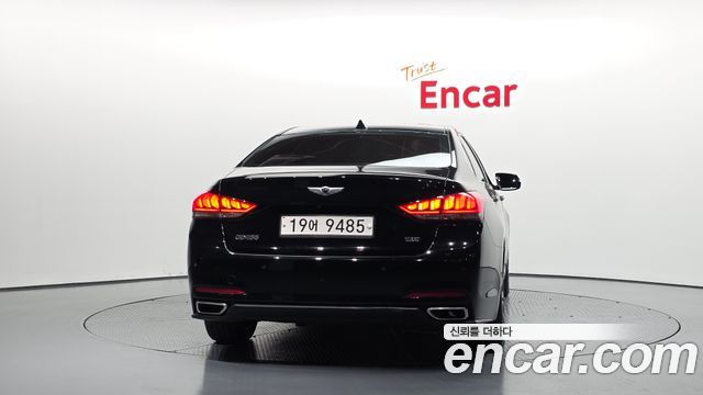 Hyundai Genesis из Кореи Encar