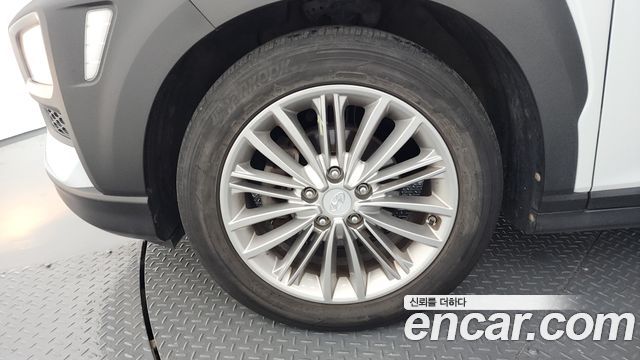 Hyundai Kona из Кореи Encar
