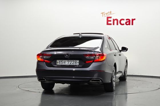 Honda Accord 1.5 Turbo — пробег 114 536 км — фото 4 из 5