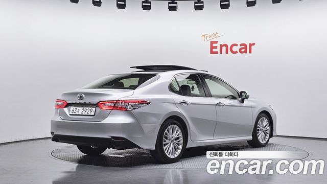 Toyota Camry из Кореи Encar