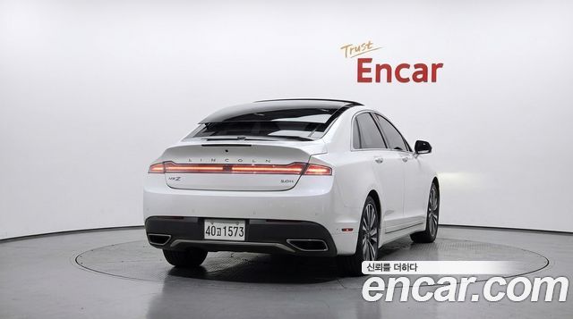Lincoln MKZ Hybrid 2nd — пробег 253 353 км — фото 4 из 5