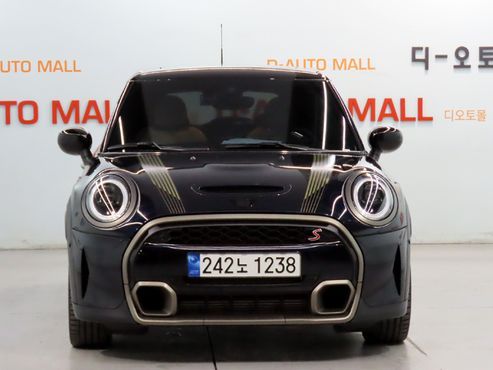 Mini Cooper 3Door Resolute Edition 3rd Gen — пробег 20 459 км — фото 2 из 5