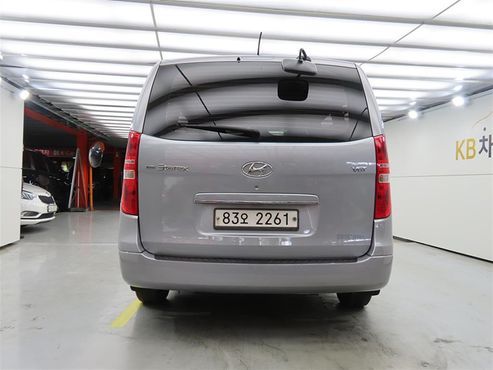Hyundai Starex 3-Seater VAN Smart — пробег 234 007 км — фото 3 из 5
