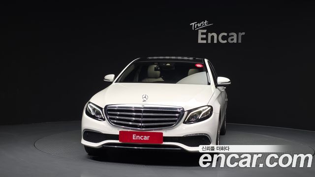 Mercedes-Benz E-Class из Кореи Encar