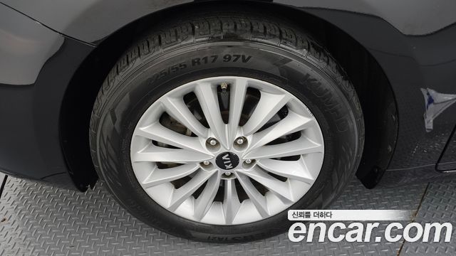Kia K7 из Кореи Encar
