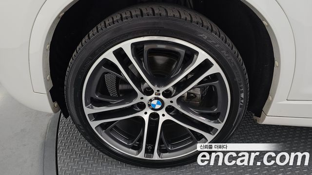 BMW X4 xDrive20d M Sport — пробег 88 228 км — фото 5 из 5