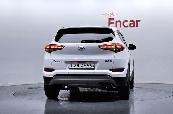 Hyundai Tucson Diesel 2.0 2WD Modern — пробег 171 809 км — фото 4 из 5