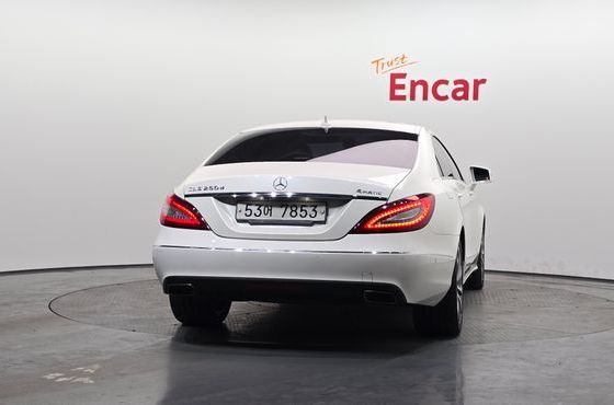 Mercedes-Benz CLS-Class CLS250 d 4MATIC — пробег 103 654 км — фото 4 из 5
