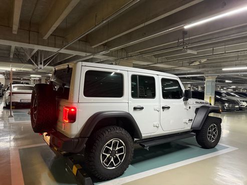 Jeep Wrangler 2.0 Rubicon Power Top 4Door — пробег 19 000 км — фото 4 из 5