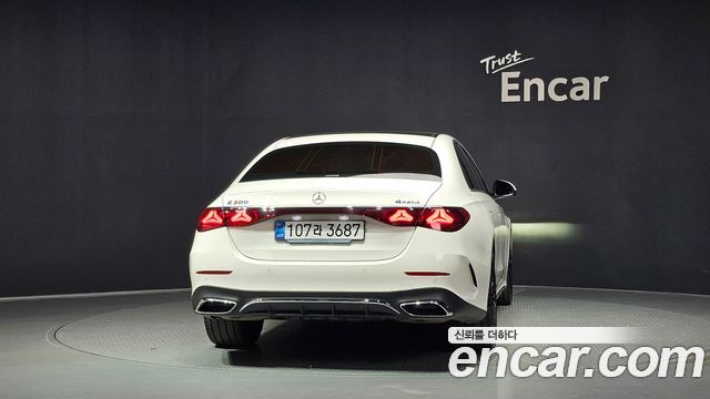 Mercedes-Benz E-Class E300 4MATIC AMG Line — пробег 13 193 км — фото 4 из 5