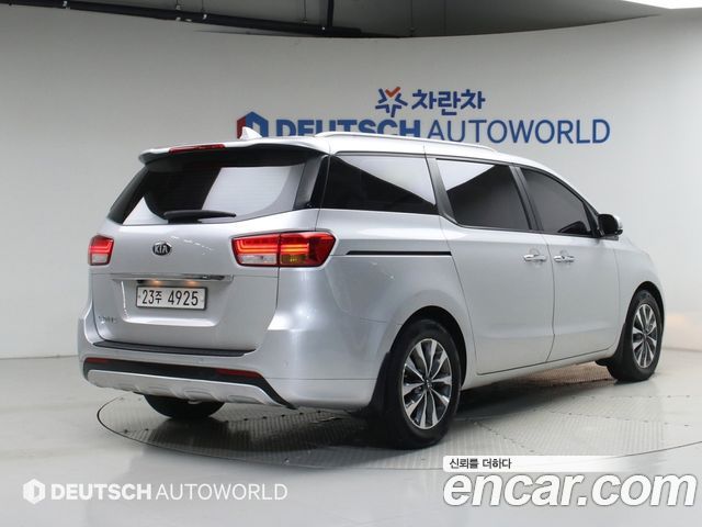 Kia Carnival из Кореи Encar