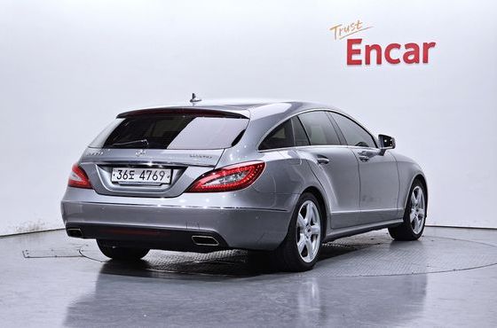 Mercedes-Benz CLS-Class CLS bluetec 4MATIC Shooting Brake — пробег 193 023 км — фото 2 из 5
