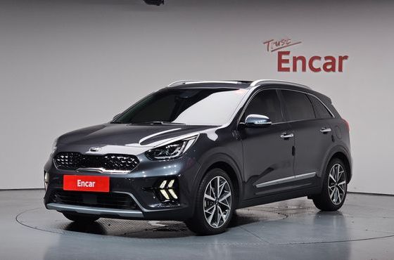 Kia Niro 1.6 HEV Noblesse Special — пробег 32 896 км — фото 1 из 5