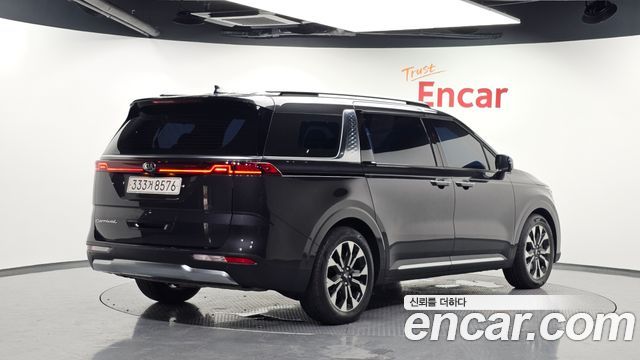 Kia Carnival из Кореи Encar