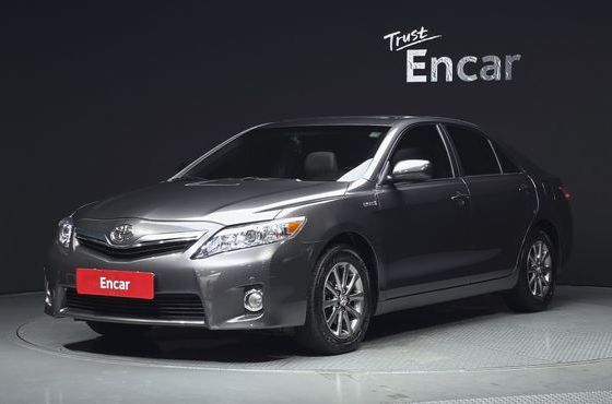 Toyota Camry Hybrid — пробег 96 698 км — фото 1 из 5